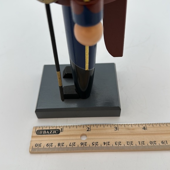 KWO British Hussar Nutcracker - Picture 16 of 16